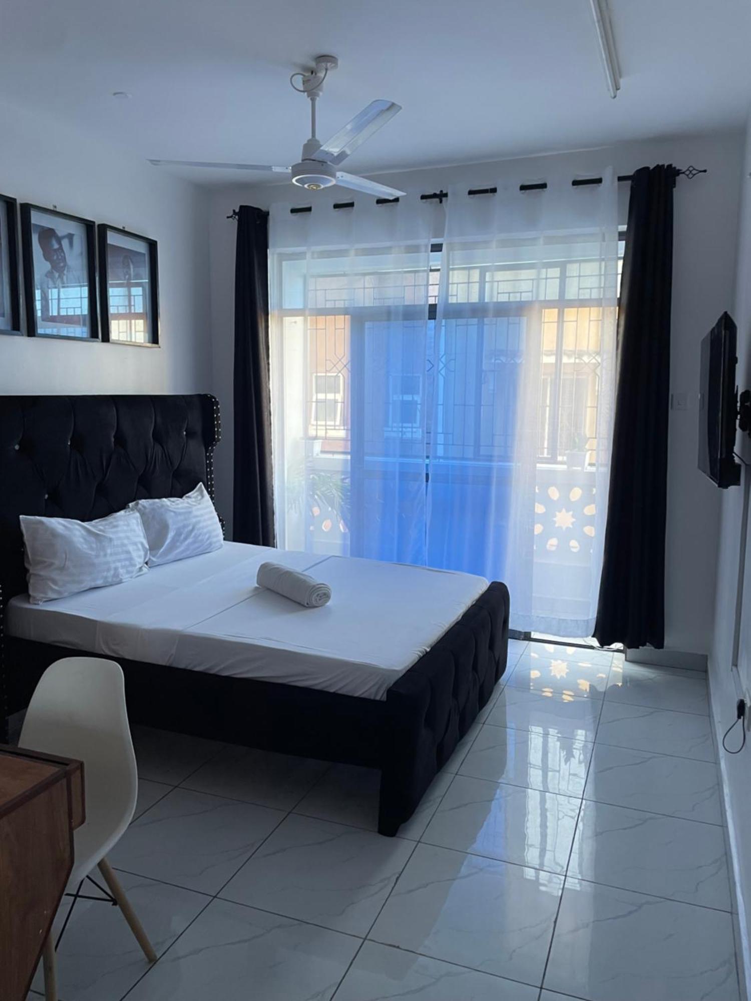 The Nest In Bamburi Apartment